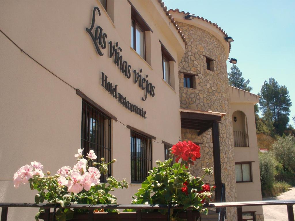 Hotel Restaurante Vinas Viejas Fuentes de Ayódar Extérieur photo