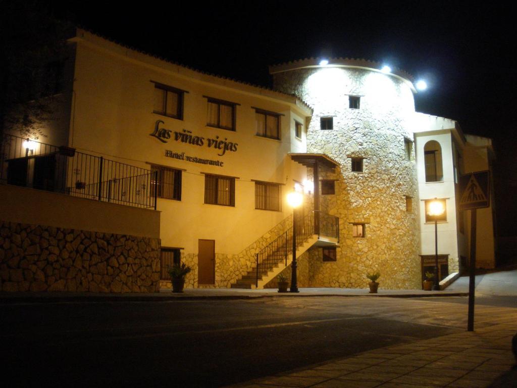 Hotel Restaurante Vinas Viejas Fuentes de Ayódar Extérieur photo
