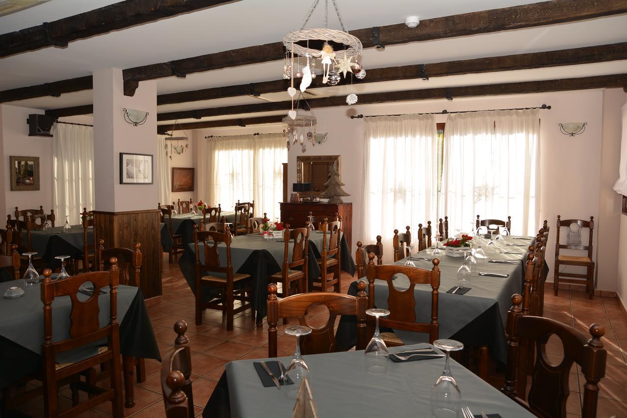 Hotel Restaurante Vinas Viejas Fuentes de Ayódar Extérieur photo