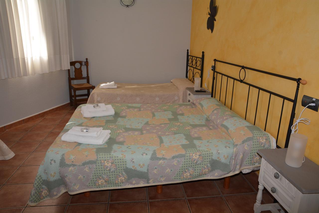 Hotel Restaurante Vinas Viejas Fuentes de Ayódar Extérieur photo