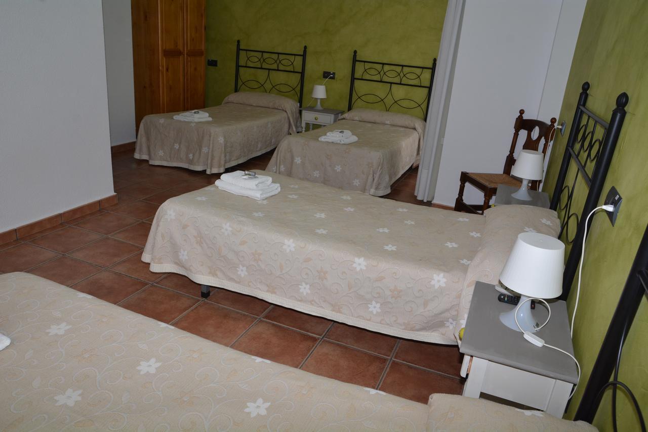 Hotel Restaurante Vinas Viejas Fuentes de Ayódar Extérieur photo